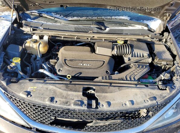 2C4RC1BG6HR733735 2017 CHRYSLER PACIFICA Gray 