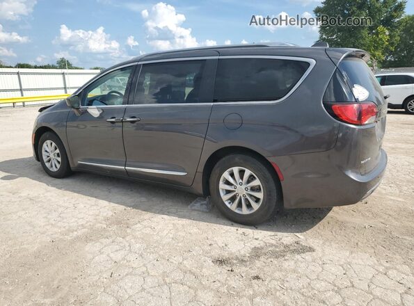 2C4RC1BG6JR119595 2018 CHRYSLER PACIFICA Gray Przód prawy