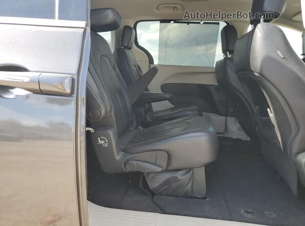 2C4RC1BG6JR119595 2018 CHRYSLER PACIFICA Gray 