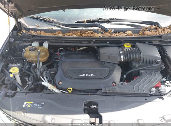 2C4RC1BG6JR152015 2018 CHRYSLER PACIFICA Gray უკანა ხედი