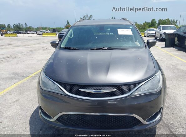 2C4RC1BG6JR152015 2018 CHRYSLER PACIFICA Gray ხელსაწყოთა პანელის ხედი