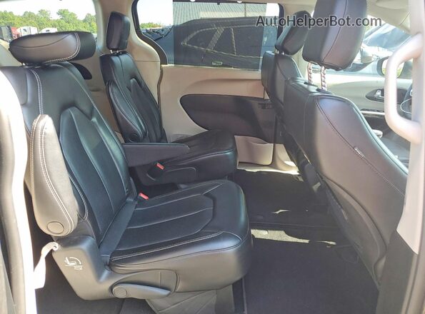 2C4RC1BG6PR546431 2023 CHRYSLER PACIFICA Серый Вид задней части салона