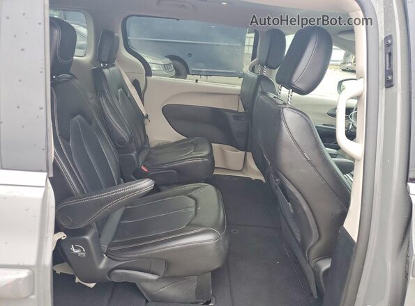 2C4RC1BG6PR601184 2023 CHRYSLER PACIFICA Gray Rear interior view