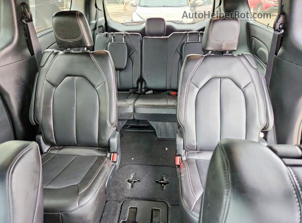 2C4RC1BG6PR603775 2023 CHRYSLER PACIFICA Black Вид задніх сидінь