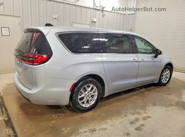2C4RC1BG6PR620348 2023 CHRYSLER PACIFICA Silver Задня права чверть