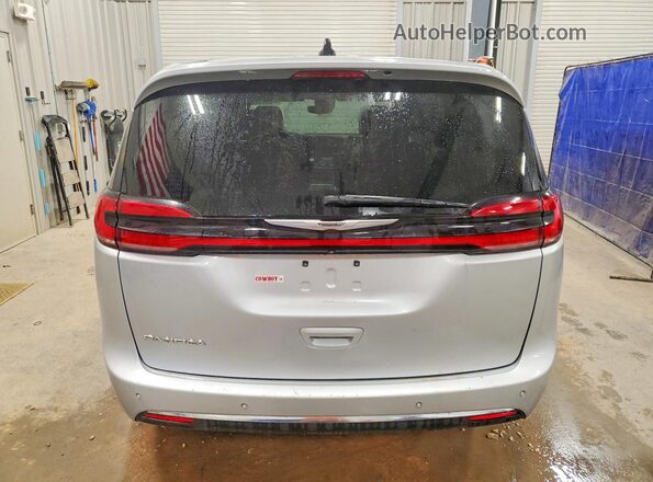 2C4RC1BG6PR620348 2023 CHRYSLER PACIFICA Silver Вид ззаду