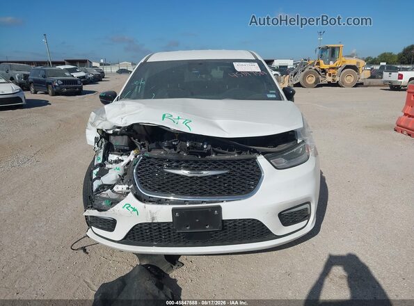 2C4RC1BG6TR156682 2026 CHRYSLER PACIFICA White Widok wnętrza z tyłu
