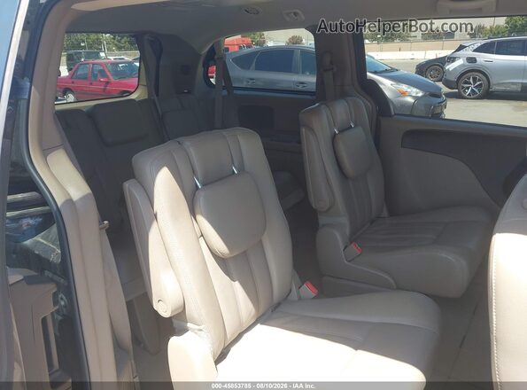 2C4RC1BG7GR156339 2016 CHRYSLER TOWN & COUNTRY Gray Вид наклейки з VIN-кодом