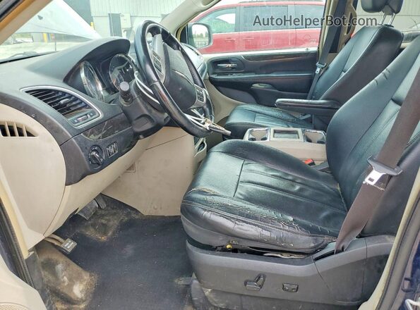 2C4RC1BG7GR205359 2016 CHRYSLER TOWN Синий Вид салона спереди
