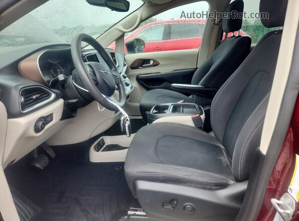 2C4RC1BG7HR841328 2017 CHRYSLER PACIFICA Бордовый Вид салона спереди