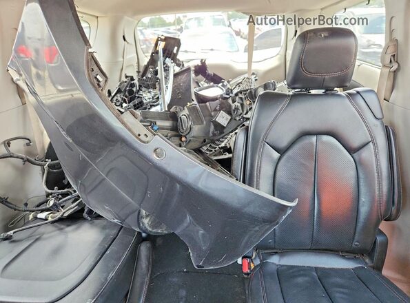 2C4RC1BG7JR113806 2018 CHRYSLER PACIFICA Gray უკანა სავარძლების ხედი