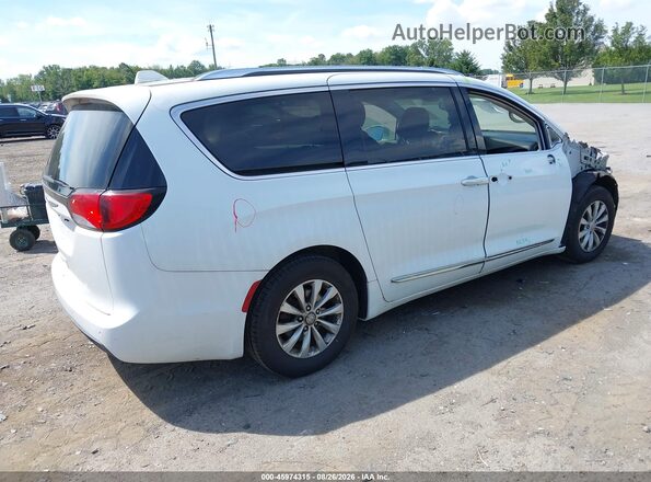 2C4RC1BG7JR233797 2018 CHRYSLER PACIFICA White Հետևի աջ