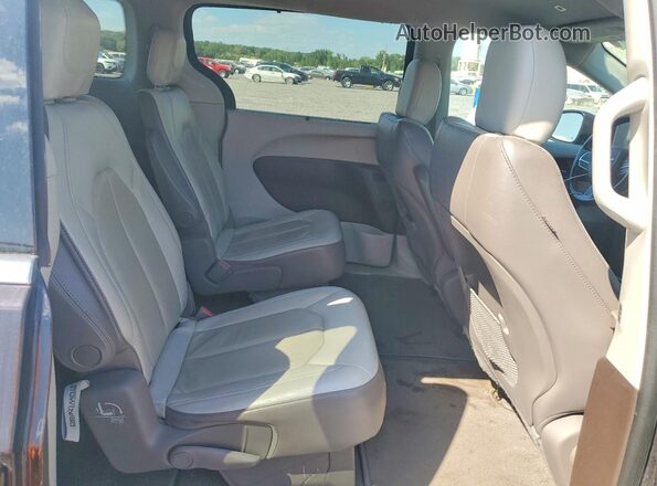 2C4RC1BG7KR655330 2019 CHRYSLER PACIFICA Черный Вид задней части салона