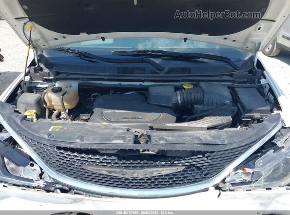 2C4RC1BG7LR125084 2020 CHRYSLER PACIFICA White უკანა ხედი
