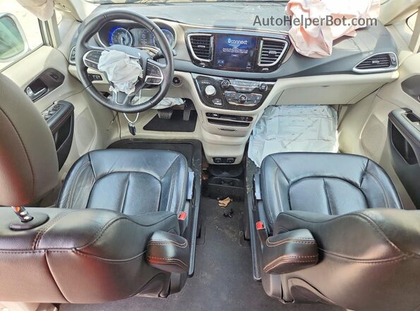 2C4RC1BG7LR158053 2020 CHRYSLER PACIFICA Gray Вид панелі приладів