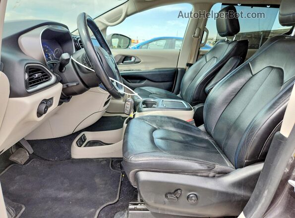 2C4RC1BG7MR601187 2021 CHRYSLER PACIFICA Серый Вид салона спереди