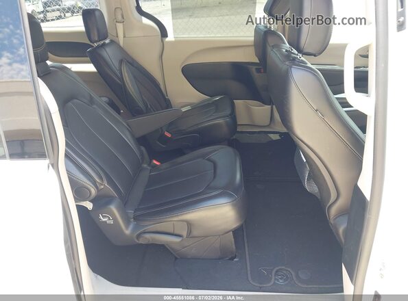 2C4RC1BG7RR135722 2024 CHRYSLER PACIFICA White Вид наклейки з VIN-кодом