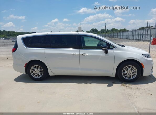2C4RC1BG7RR135722 2024 CHRYSLER PACIFICA White 