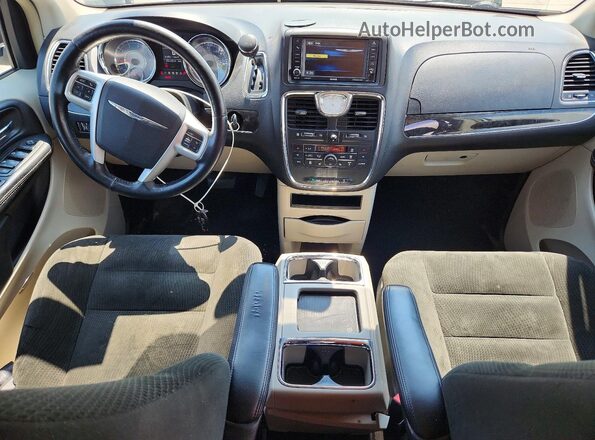 2C4RC1BG8GR138710 2016 CHRYSLER TOWN White Вид панелі приладів
