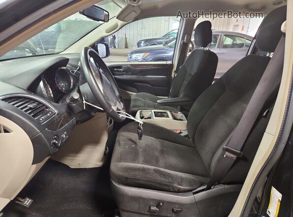 2C4RC1BG8GR215477 2016 CHRYSLER TOWN Black Widok wnętrza z przodu