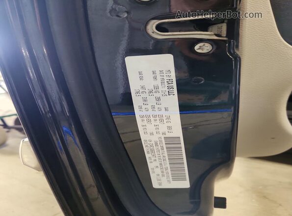2C4RC1BG8GR215477 2016 CHRYSLER TOWN Black Widok naklejki z numerem VIN