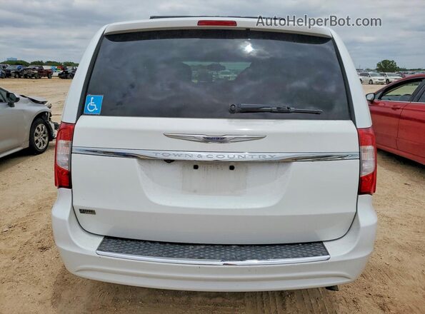 2C4RC1BG8GR231680 2016 CHRYSLER TOWN White Rear view