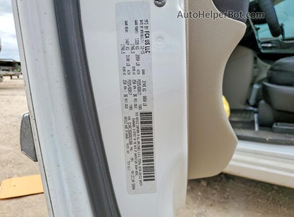 2C4RC1BG8GR231680 2016 CHRYSLER TOWN White VIN sticker view