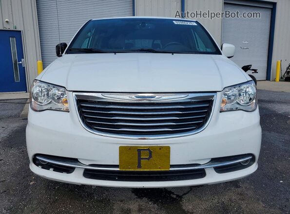 2C4RC1BG8GR286954 2016 CHRYSLER TOWN White Widok z przodu