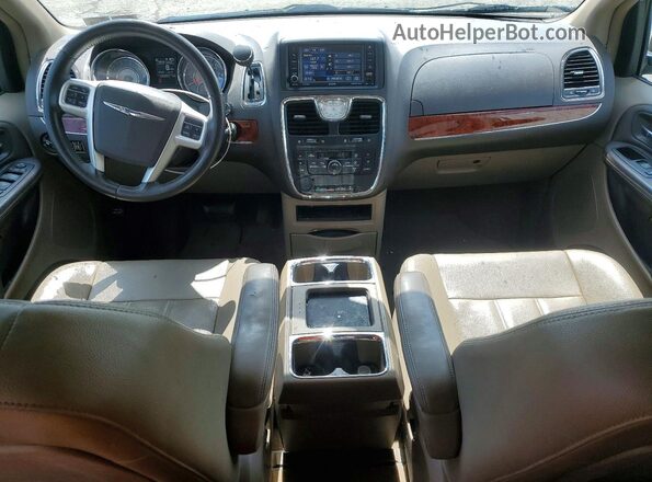 2C4RC1BG8GR286954 2016 CHRYSLER TOWN White Widok deski rozdzielczej