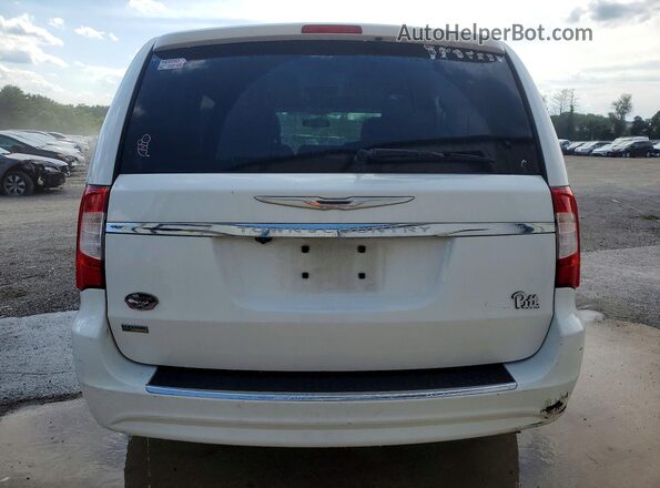 2C4RC1BG8GR286954 2016 CHRYSLER TOWN White Widok z tyłu