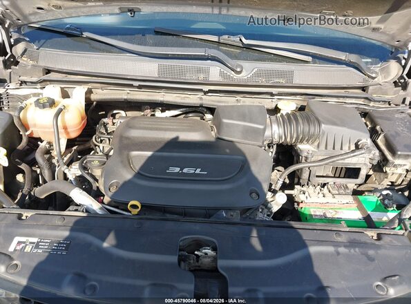 2C4RC1BG8HR583675 2017 CHRYSLER PACIFICA Серебряный Вид сзади