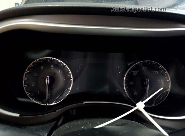 2C4RC1BG8LR271722 2020 CHRYSLER PACIFICA Black Instrument cluster view