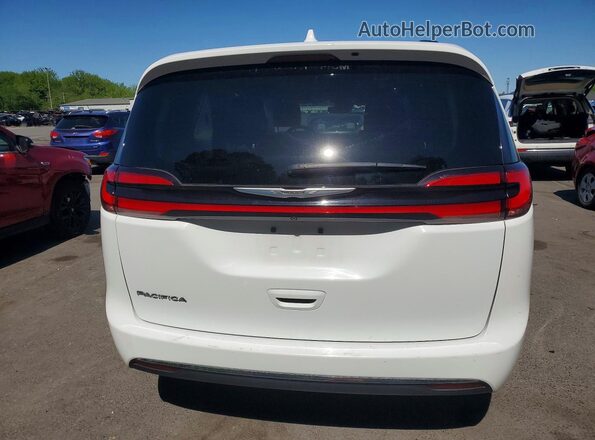 2C4RC1BG8NR215010 2022 CHRYSLER PACIFICA White Rear view