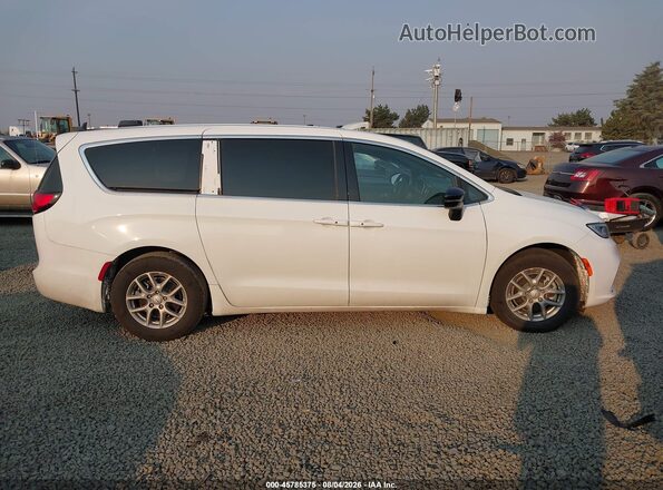 2C4RC1BG8TR254614 2026 CHRYSLER PACIFICA Белый Вид задней части салона
