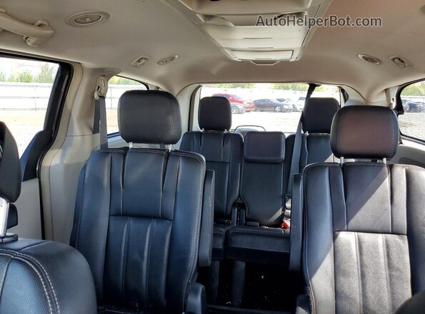 2C4RC1BG9GR156259 2016 CHRYSLER TOWN Brown Հետևի նստատեղերի տեսք