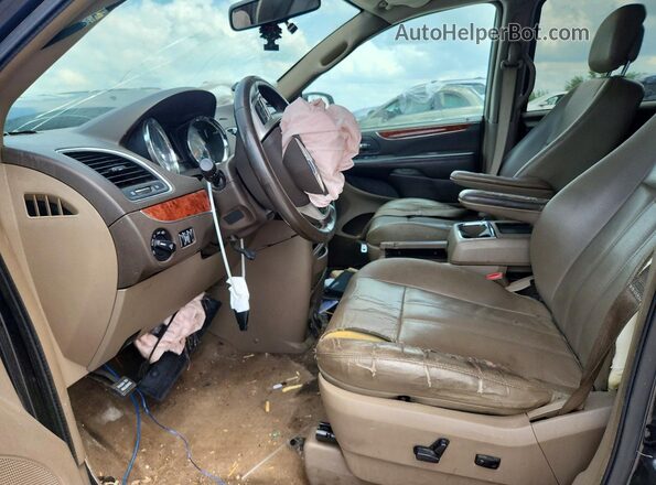 2C4RC1BG9GR238024 2016 CHRYSLER TOWN Черный Вид салона спереди