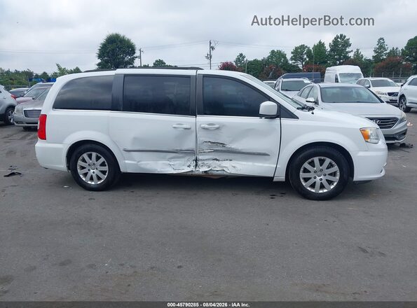 2C4RC1BG9GR296716 2016 CHRYSLER TOWN & COUNTRY White Вид задньої частини салону