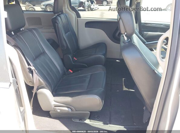 2C4RC1BG9GR296845 2016 CHRYSLER TOWN & COUNTRY Silver Вид наклейки з VIN-кодом