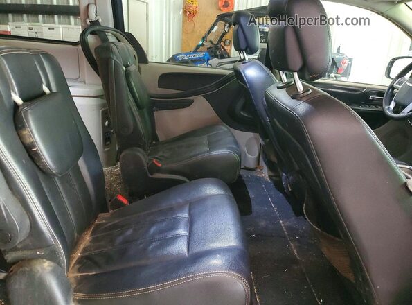 2C4RC1BG9GR298739 2016 CHRYSLER TOWN Charcoal Սալոնի հետևի տեսք