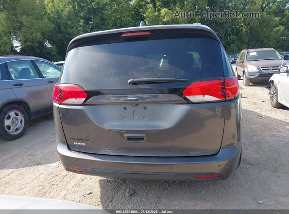 2C4RC1BG9JR261875 2018 CHRYSLER PACIFICA Gray 
