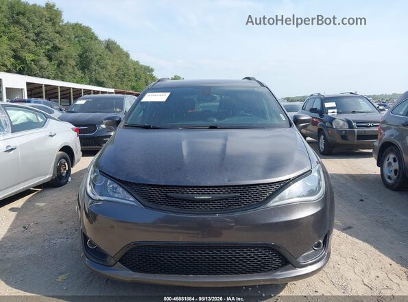 2C4RC1BG9JR261875 2018 CHRYSLER PACIFICA Gray Սարքավորումների վահանակի տեսք