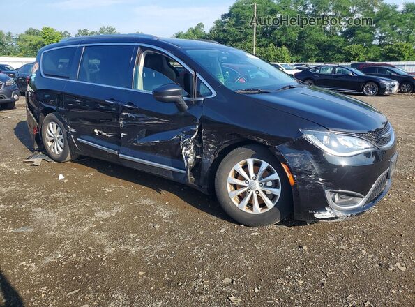 2C4RC1BG9KR526084 2019 CHRYSLER PACIFICA Black Przód prawy