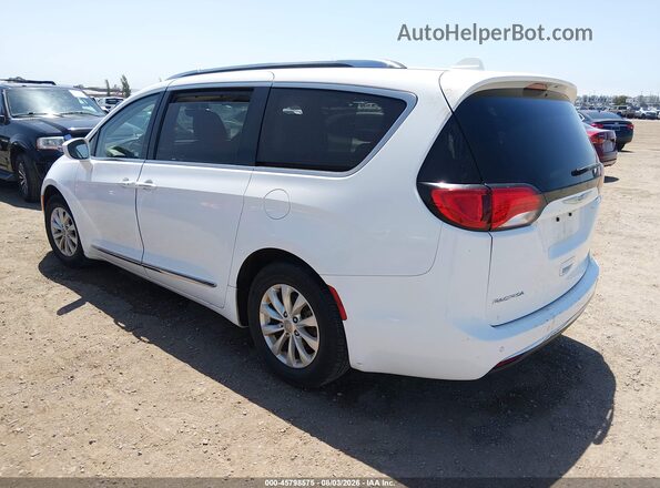 2C4RC1BG9KR548263 2019 CHRYSLER PACIFICA White Trasero izquierdo