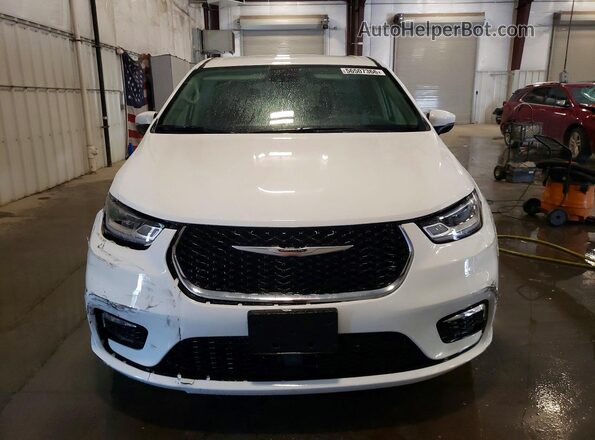 2C4RC1BG9PR579620 2023 CHRYSLER PACIFICA White Widok z przodu