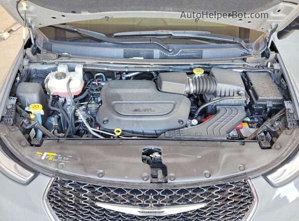 2C4RC1BG9SR587659 2025 CHRYSLER PACIFICA Gray Vista del compartimento del motor