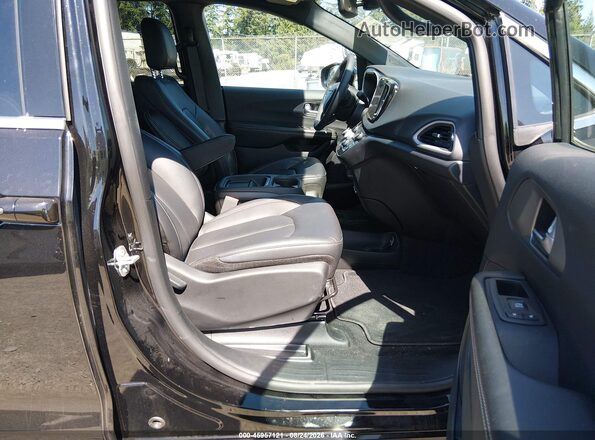 2C4RC1BG9VR568680 2027 CHRYSLER PACIFICA Black წინა სალონის ხედი