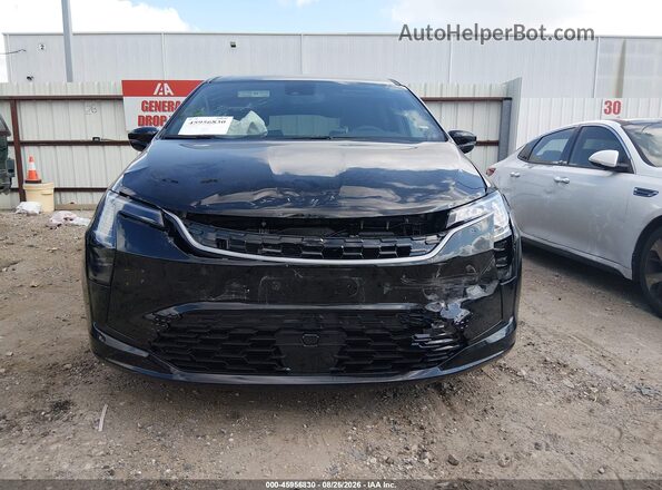 2C4RC1BG9VR585463 2027 CHRYSLER PACIFICA Black Widok wnętrza z tyłu