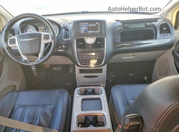 2C4RC1BGXGR112979 2016 CHRYSLER TOWN Белый Вид панели приборов