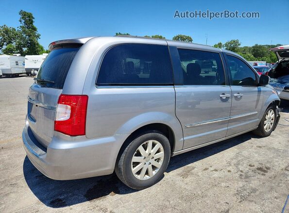 2C4RC1BGXGR212774 2016 CHRYSLER TOWN Серебряный Задняя правая четверть