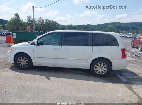 2C4RC1BGXGR229834 2016 CHRYSLER TOWN & COUNTRY White Widok wnętrza 360 stopni